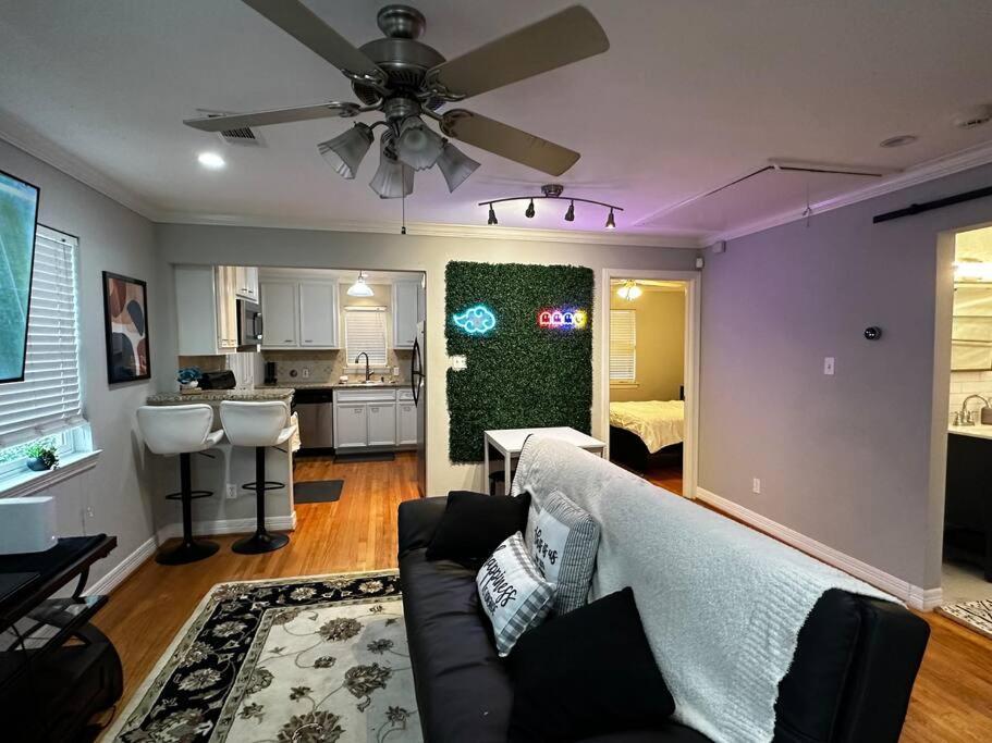 ヒューストンTownhouse Near Midtownアパートメント エクステリア 写真